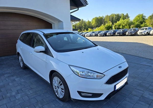 Ford Focus cena 42940 przebieg: 160113, rok produkcji 2018 z Orneta małe 352